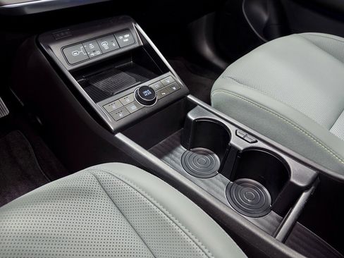 Used 2024 Hyundai Kona Limited image 20