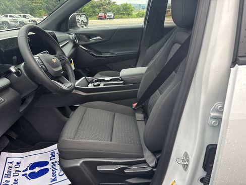 New 2026 Chevrolet Equinox LT FWD image 14