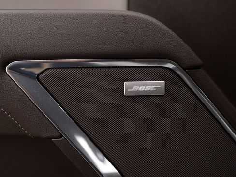 Used 2024 Chevrolet Silverado 1500 LTZ image 28