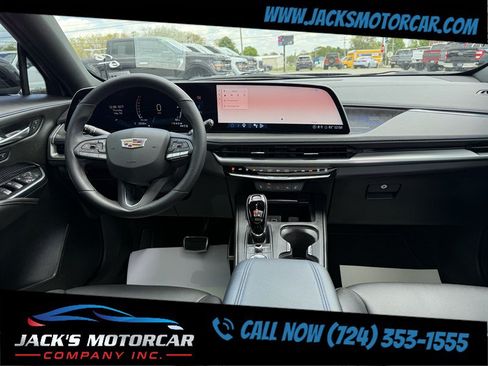 Used 2024 Cadillac XT4 Sport AWD/4WD image 14