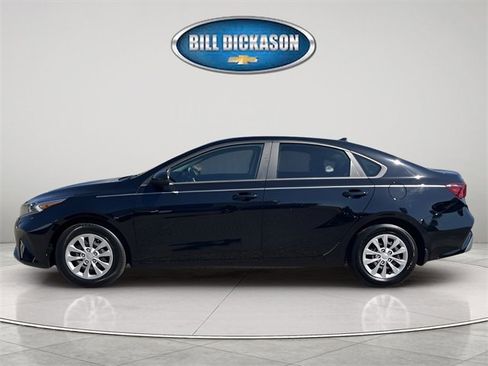 Used 2022 Kia Forte Sedan image 4