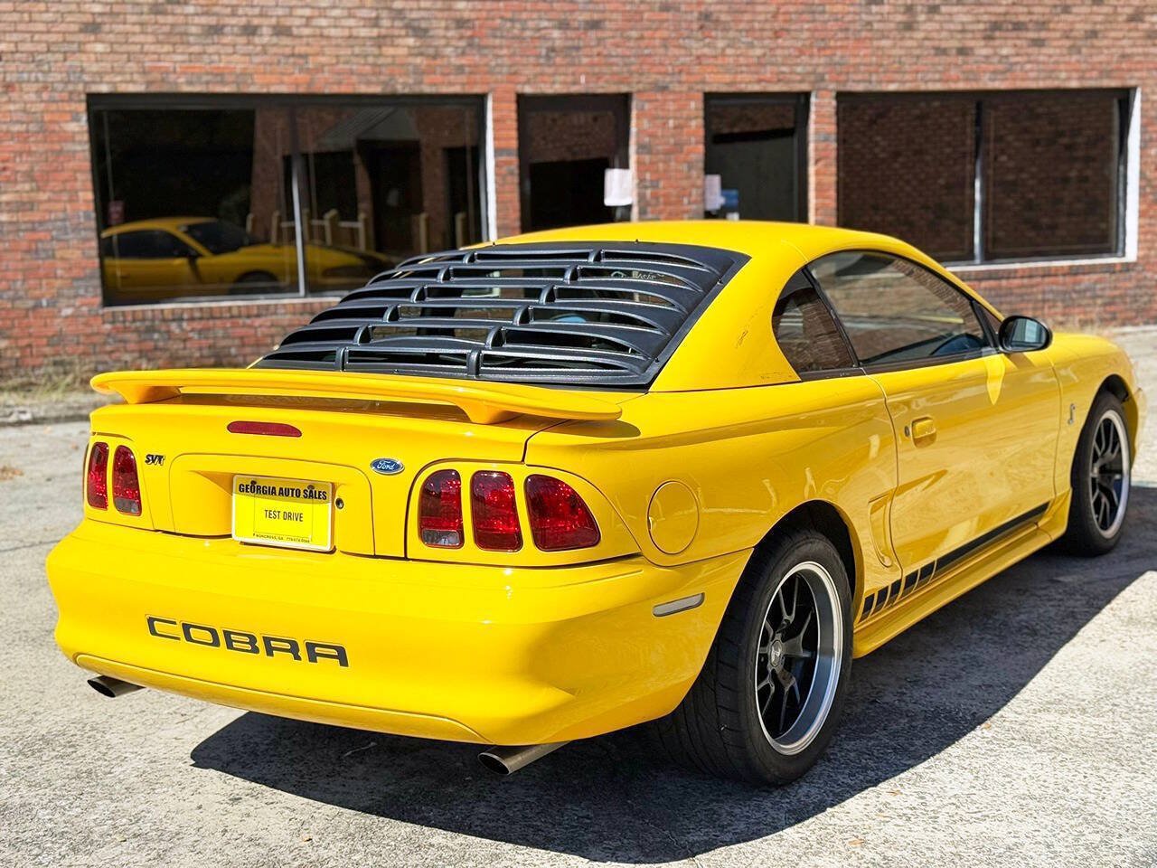 Used 1998 Ford Mustang Cobra RWD image 11