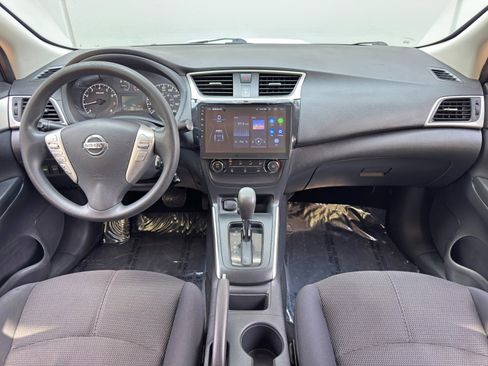 Used 2017 Nissan Sentra S w/ S Style Package FWD image 11