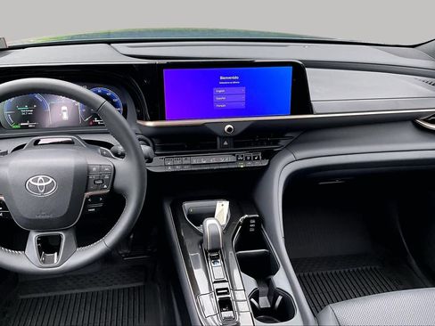 Certified 2026 Toyota Crown Signia w/ Advanced Technology Package AWD/4WD image 13