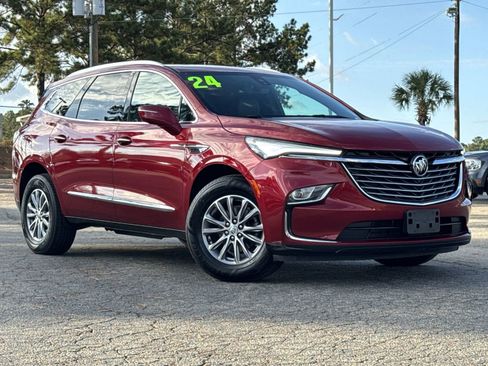 Used 2024 Buick Enclave Premium image 2