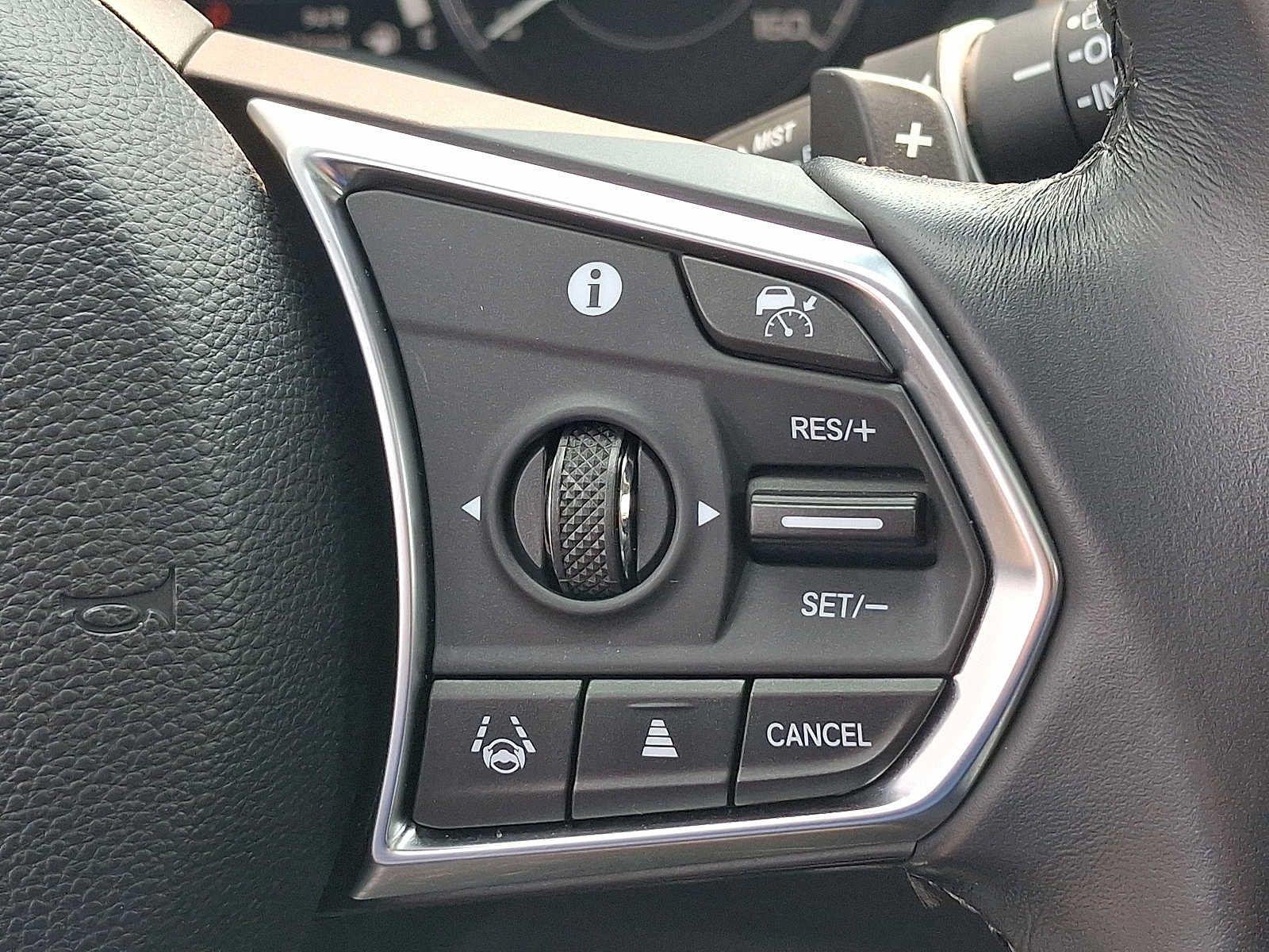 Used 2024 Acura RDX w/ Technology Package AWD/4WD image 24