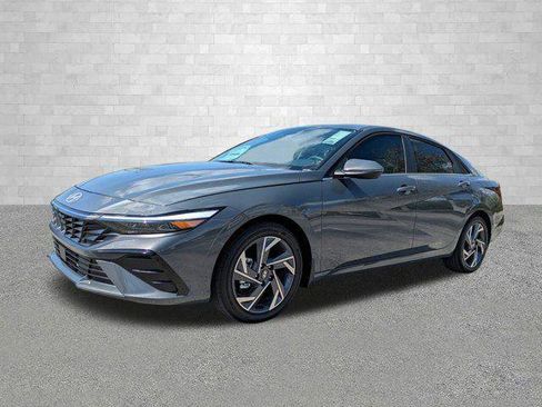 New 2026 Hyundai Elantra Limited image 5