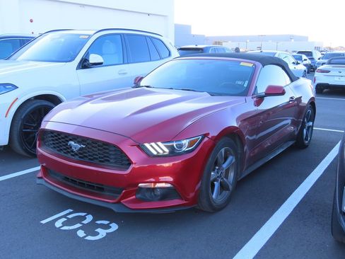 Used 2015 Ford Mustang Convertible w/ Equipment Group 051A image 2
