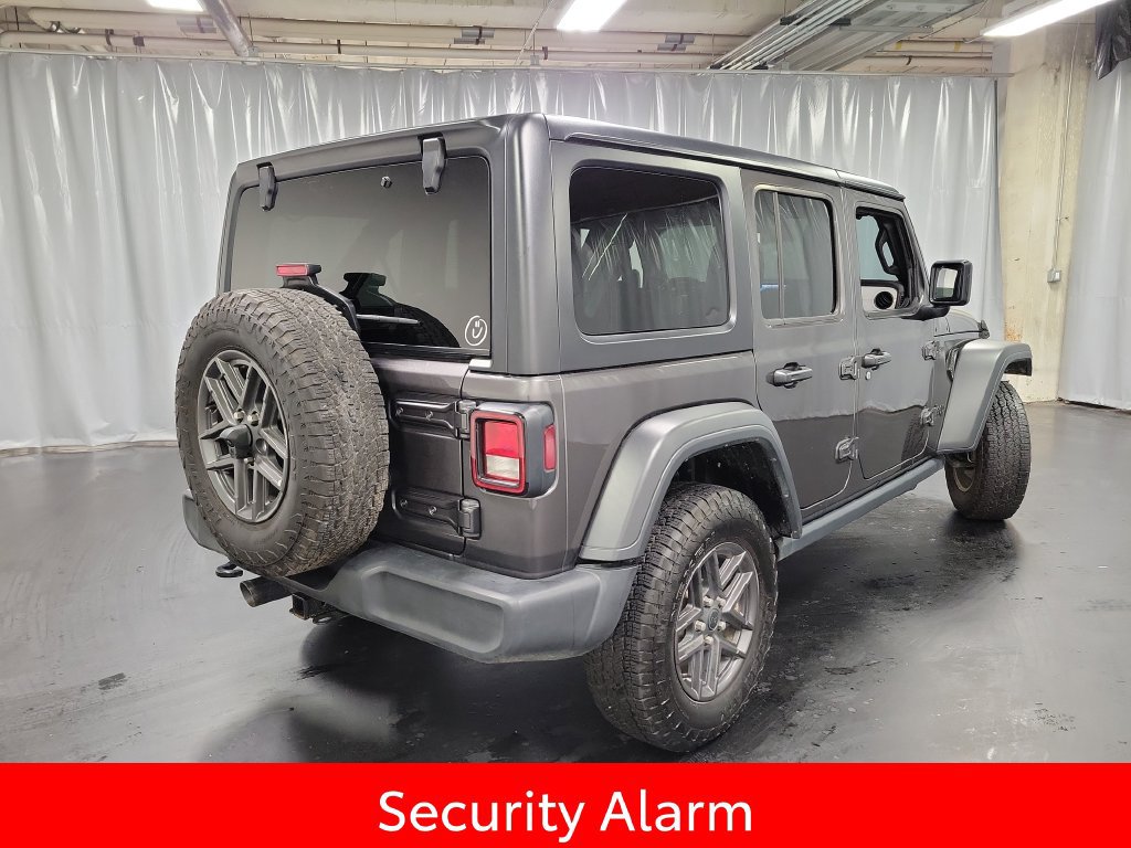 Used 2026 Jeep Wrangler Unlimited Sport AWD/4WD image 8