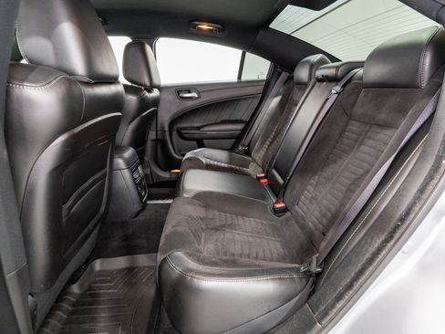 Used 2020 Dodge Charger R/T w/ Daytona Edition Group RWD image 29