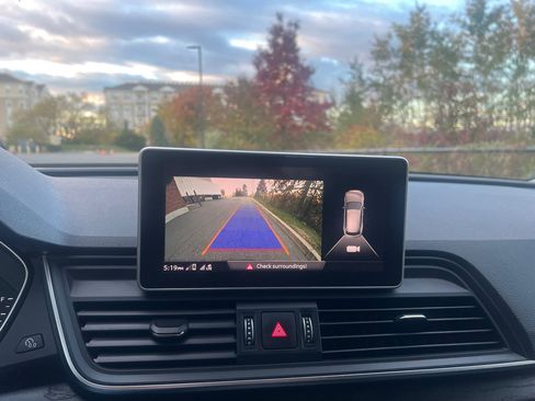 Used 2018 Audi Q5 2.0T Premium image 23