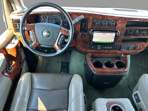 Used 2022 Chevrolet Express 2500 Extended w/ Enhanced Convenience Package RWD image 32