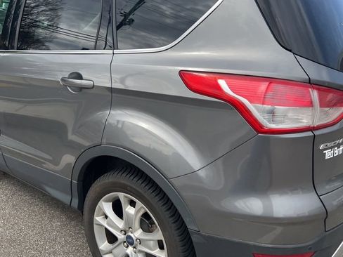 Used 2014 Ford Escape Titanium image 2