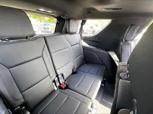 Used 2023 Chevrolet Tahoe High Country w/ Premium Package AWD/4WD image 39