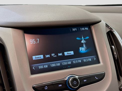 Used 2018 Chevrolet Cruze LS FWD image 21