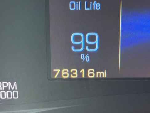 Used 2015 Cadillac XTS Luxury w/ Driver Awareness Package image 31