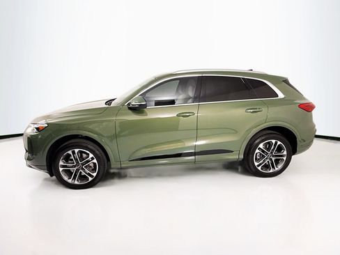 Used 2025 Audi Q5 Premium Plus w/ Premium Plus AWD/4WD image 8