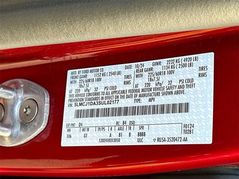 Used 2025 Lincoln Corsair AWD w/ Equipment Group 101A image 31