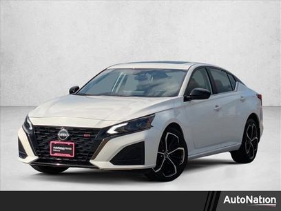 Used 2023 Nissan Altima 2.5 SR w/ SR Premium Package