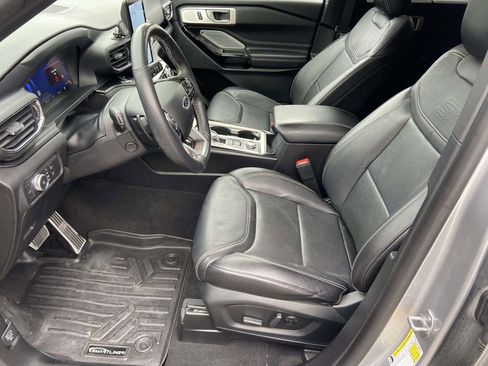 Used 2021 Ford Explorer ST w/ Equipment Group 401A image 17