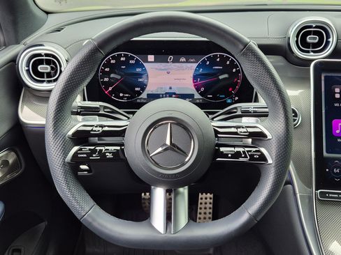 Certified 2025 Mercedes-Benz GLC 300 4MATIC image 18