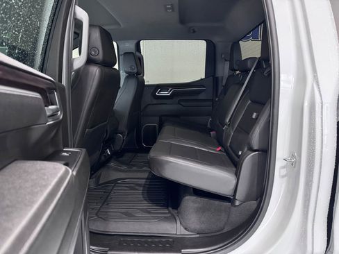 Certified 2025 GMC Sierra 1500 SLT AWD/4WD image 12
