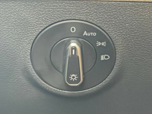 Used 2026 Volkswagen Taos S FWD image 32