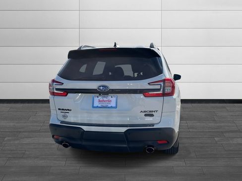 Used 2024 Subaru Ascent Onyx Edition image 4