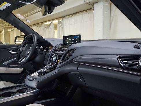 Used 2025 Acura RDX SH-AWD image 48