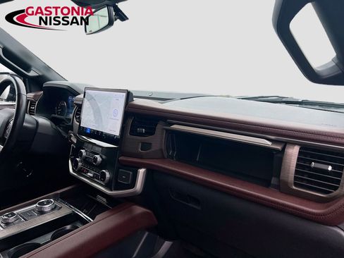 Used 2024 Ford Expedition Max Limited image 39