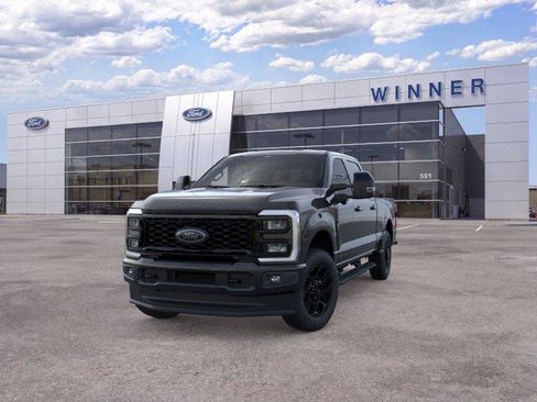 New 2026 Ford F250 Lariat w/ Black Appearance Package AWD/4WD image 2