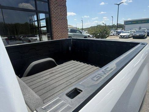 Used 2019 GMC Sierra 1500 Denali w/ Denali Ultimate Package AWD/4WD image 13