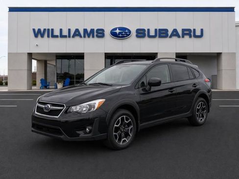Used 2014 Subaru Crosstrek 2.0i Limited w/ Popular Package #2 AWD/4WD image 2