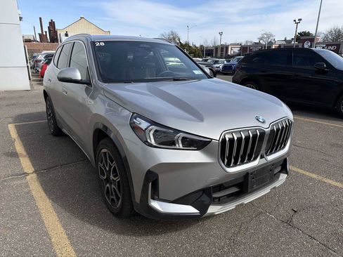 Used 2025 BMW X1 xDrive28i w/ Technology Package image 2