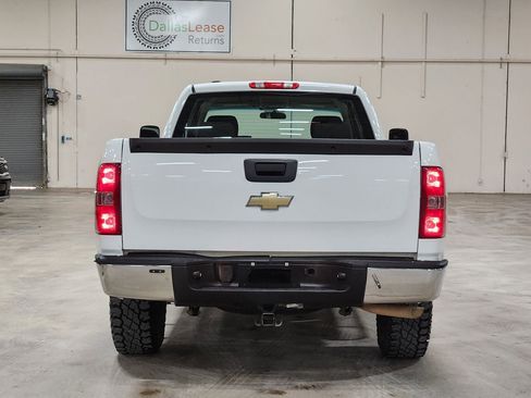 Used 2011 Chevrolet Silverado 1500 W/T image 11