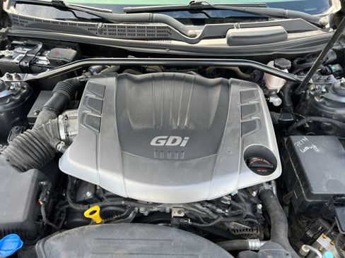 Used 2016 Hyundai Genesis 3.8 RWD image 27
