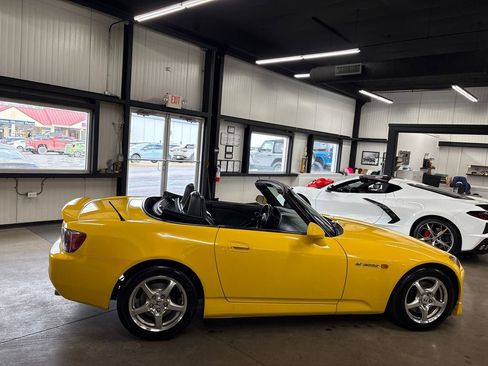 Used 2003 Honda S2000 image 21