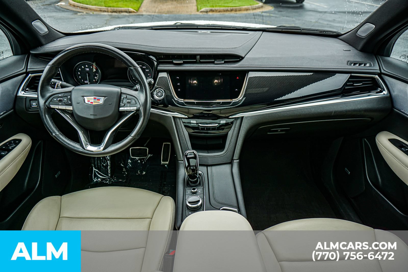 Used 2023 Cadillac XT6 Sport w/ Technology Package AWD/4WD image 28