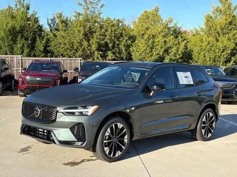 New 2026 Volvo XC60 B5 Plus w/ Protection Package Premier image 6