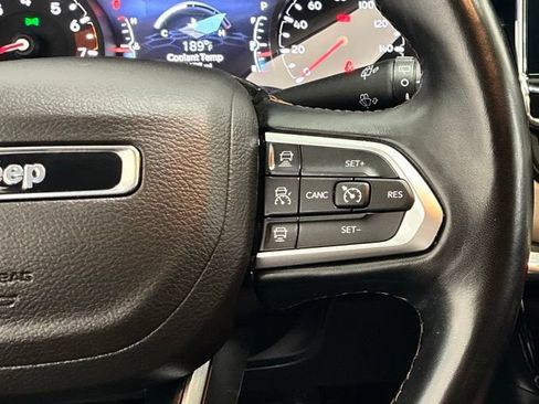 Used 2022 Jeep Compass Limited AWD/4WD image 13