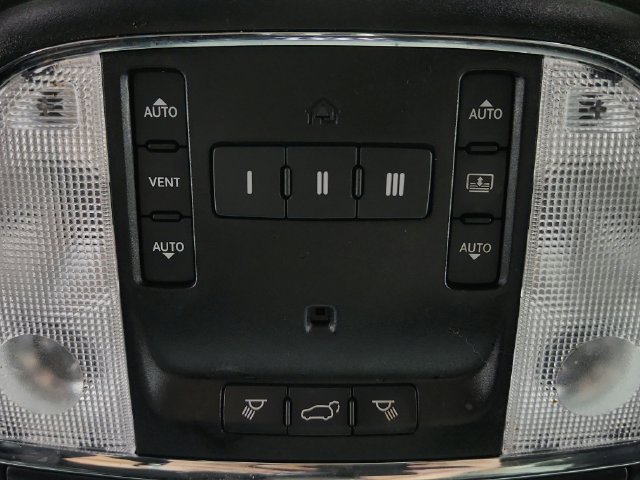 Used 2020 Jeep Grand Cherokee High Altitude AWD/4WD image 22