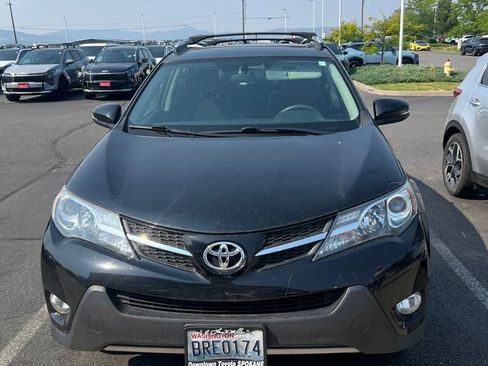 Used 2013 Toyota RAV4 XLE AWD/4WD image 3
