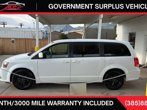 Used 2019 Dodge Grand Caravan GT w/ Safety Sphere Group FWD image 2
