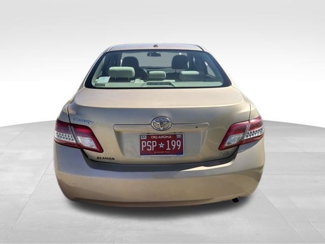 Used 2011 Toyota Camry LE FWD image 4