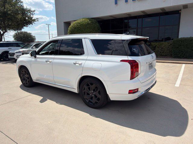 Used 2021 Hyundai Palisade Calligraphy w/ Cargo Package FWD image 3