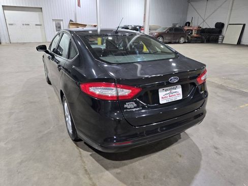Used 2014 Ford Fusion SE FWD image 9