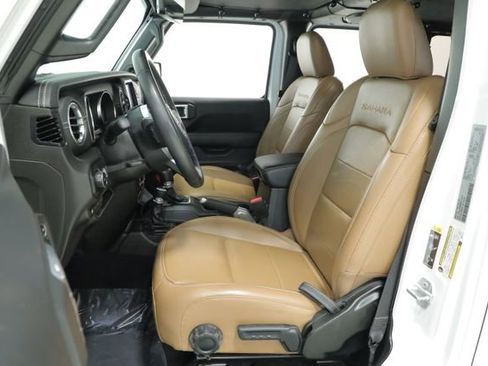 Used 2022 Jeep Wrangler Unlimited Sahara w/ Cold Weather Group image 30