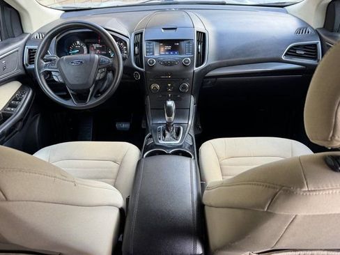 Used 2016 Ford Edge SE image 12