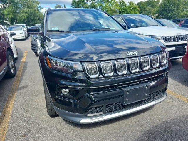 Used 2022 Jeep Compass Limited AWD/4WD image 4