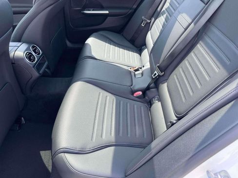 New 2026 Mercedes-Benz C 300 4MATIC Sedan image 17